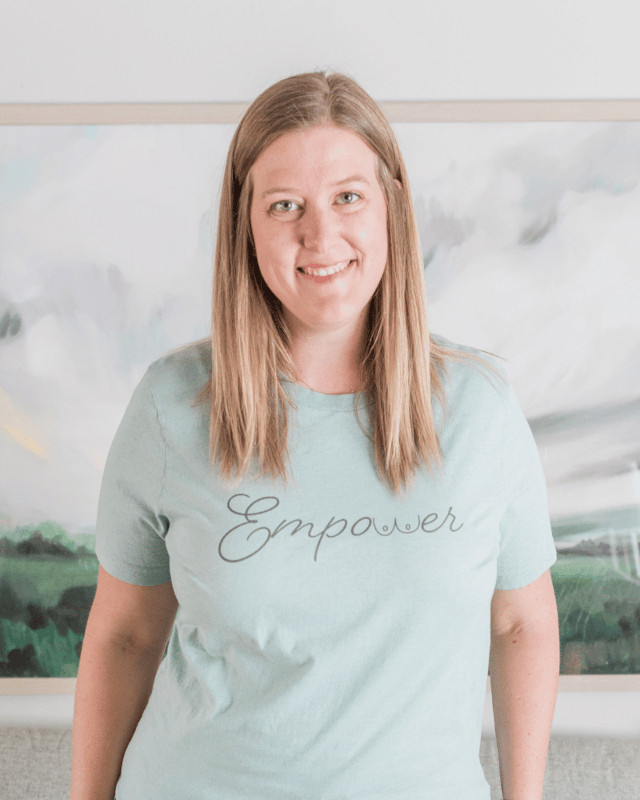 Anna Burch, IBCLC in "Empower" shirt